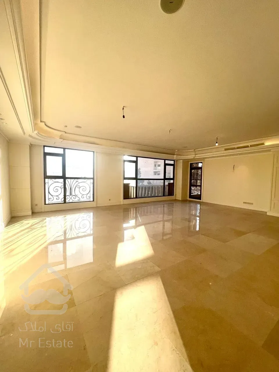 ۲۷۰ متر۴ خ بوکان ۳ پارکینگ ویو ابدی