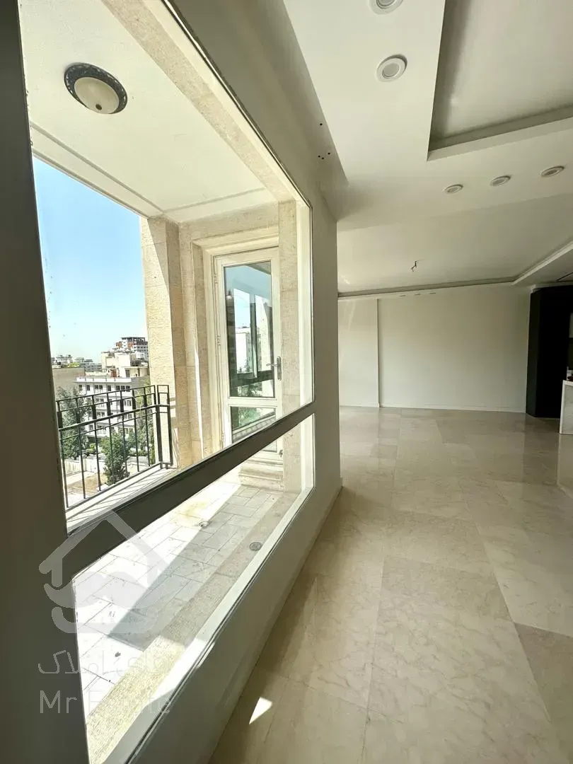 فروش اپارتمان 250 متری زعفرانیه