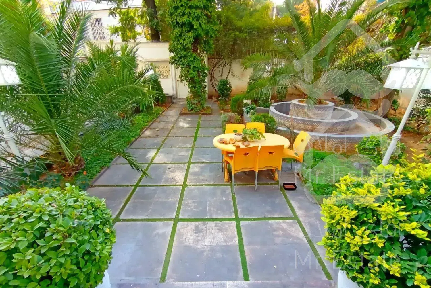 رودکی شمالی ۱۴۰متر، ۲خواب، ۲پارکینگ