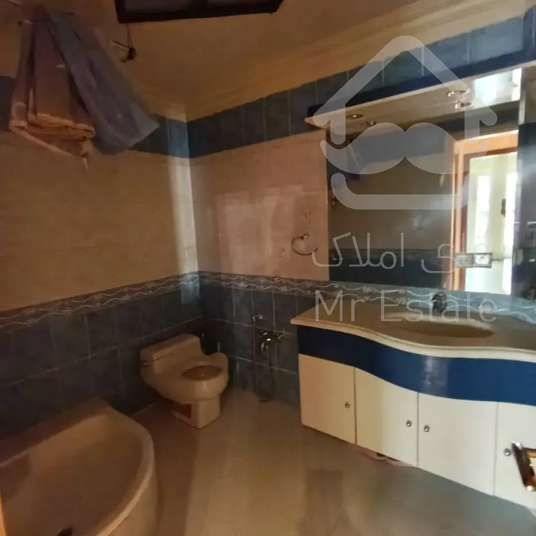 فروش اپارتمان 260 متری زعفرانیه