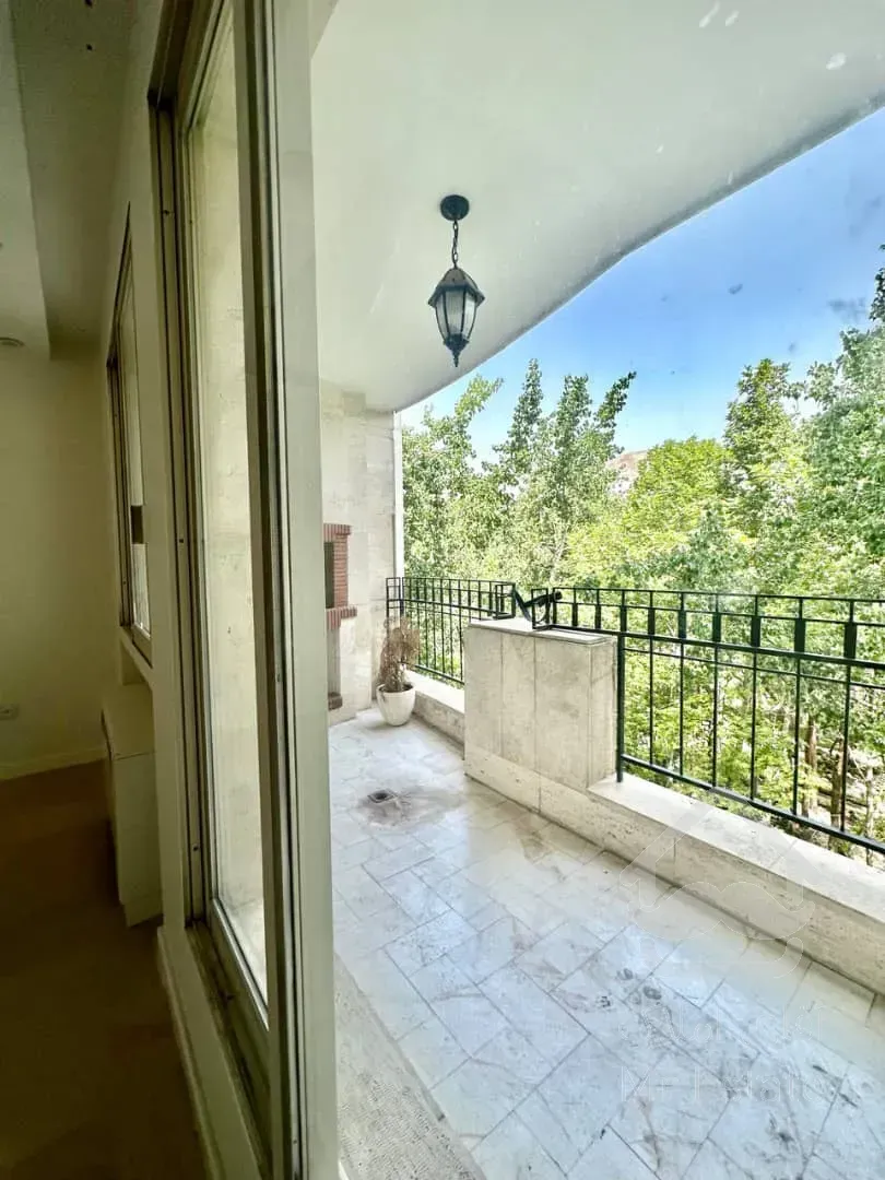 فروش اپارتمان 242 متری زعفرانیه