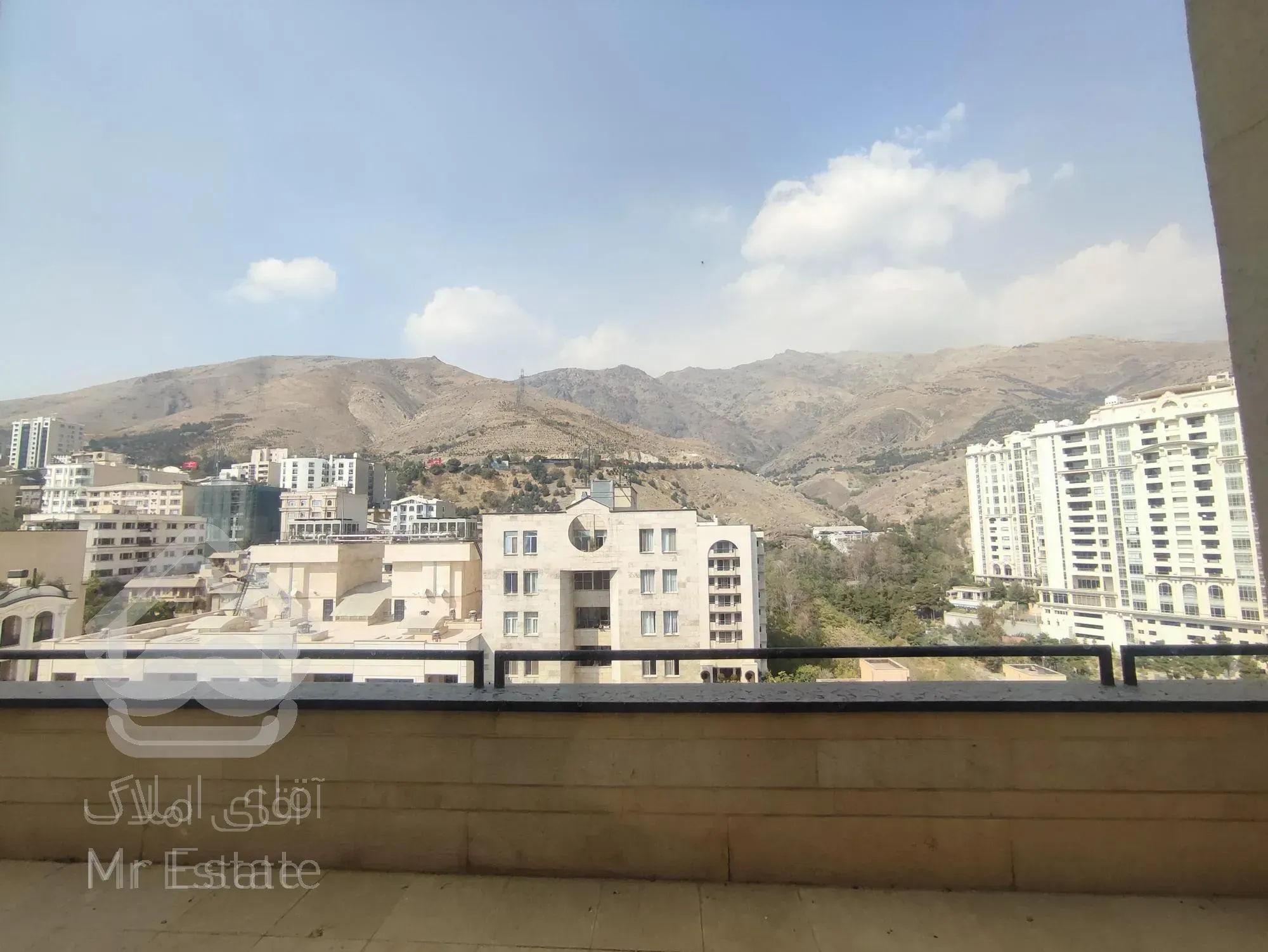 ولنجک/۲۴۰ متر با ۷۵ متر تراس بر فراز ابرها (راد)