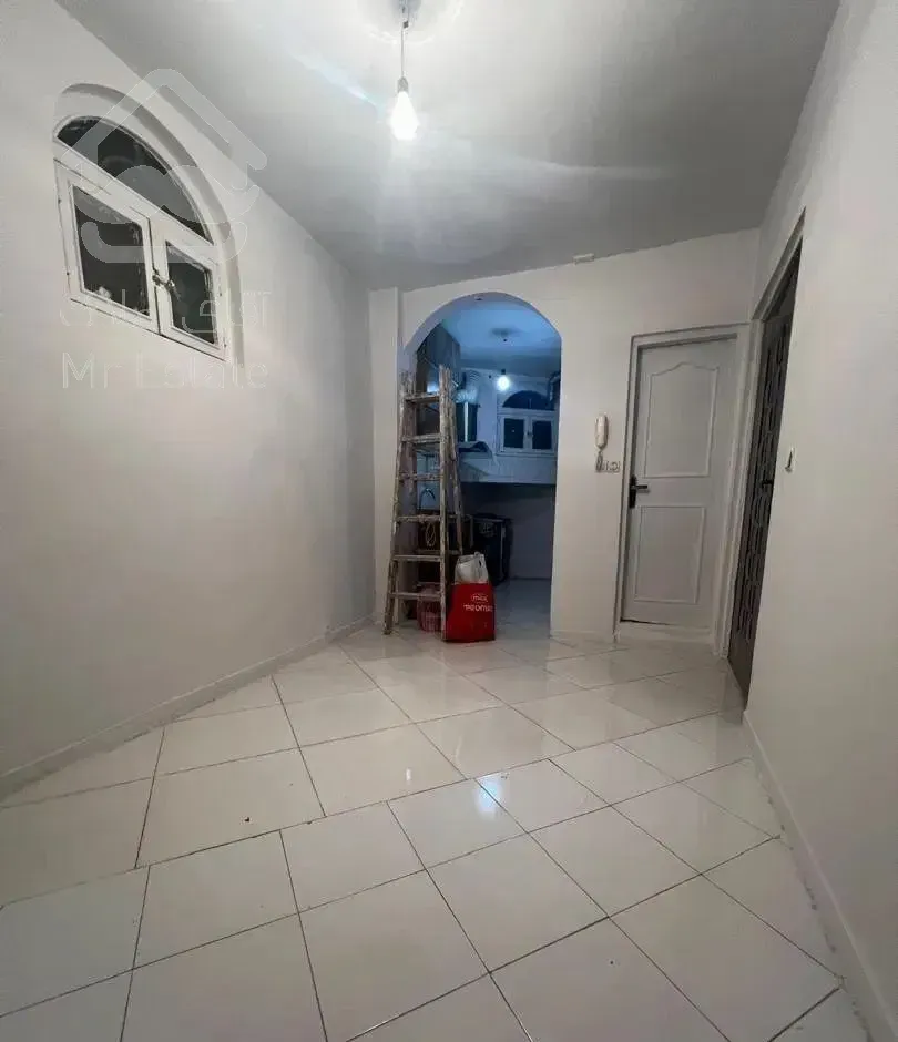 ۳۸متر یکخواب روبروی ملک خیابان کلیم کاشانی