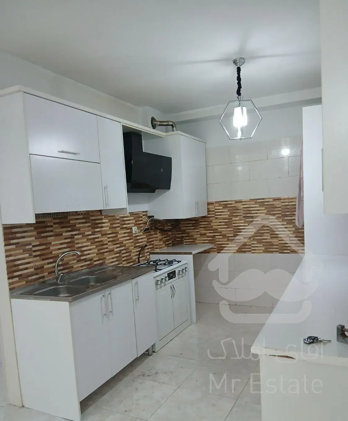 ۸۲ متر داوری فول امکانات