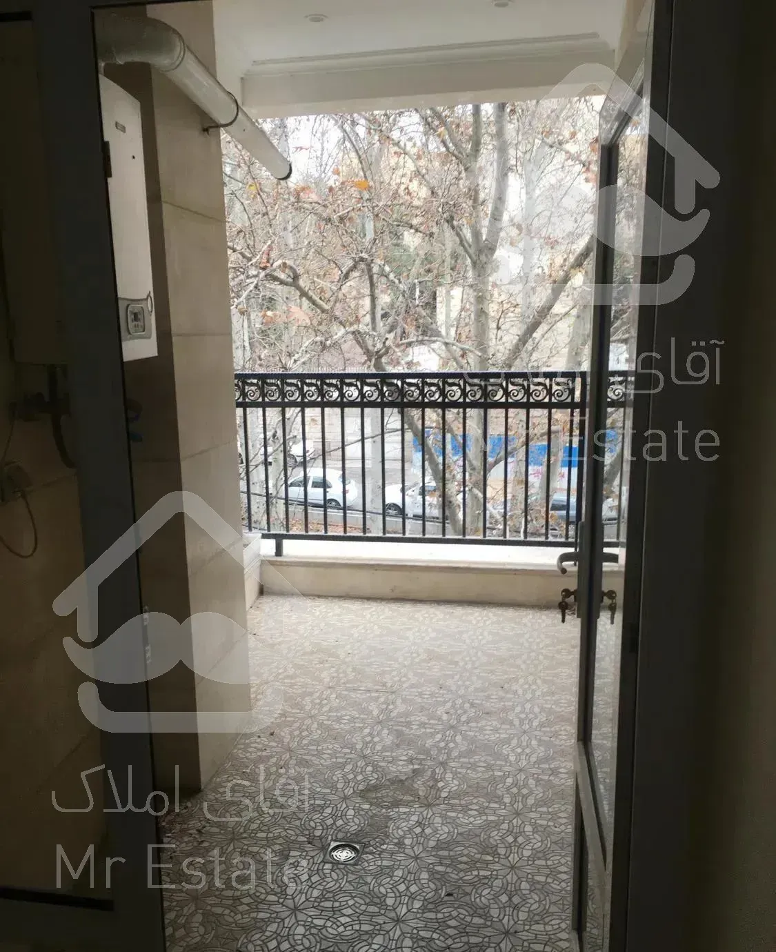 اپارتمان باغ سفارت انگلیس ویو تا ابد زیبا