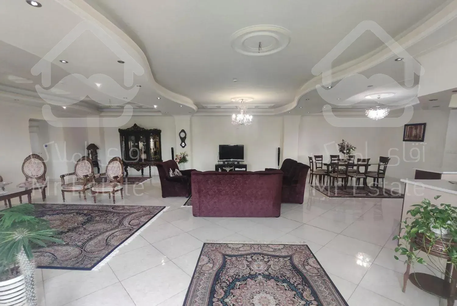 ۲۱۰ متر سه خواب فول طبقه ی ششم ویو ابدی سه نبش