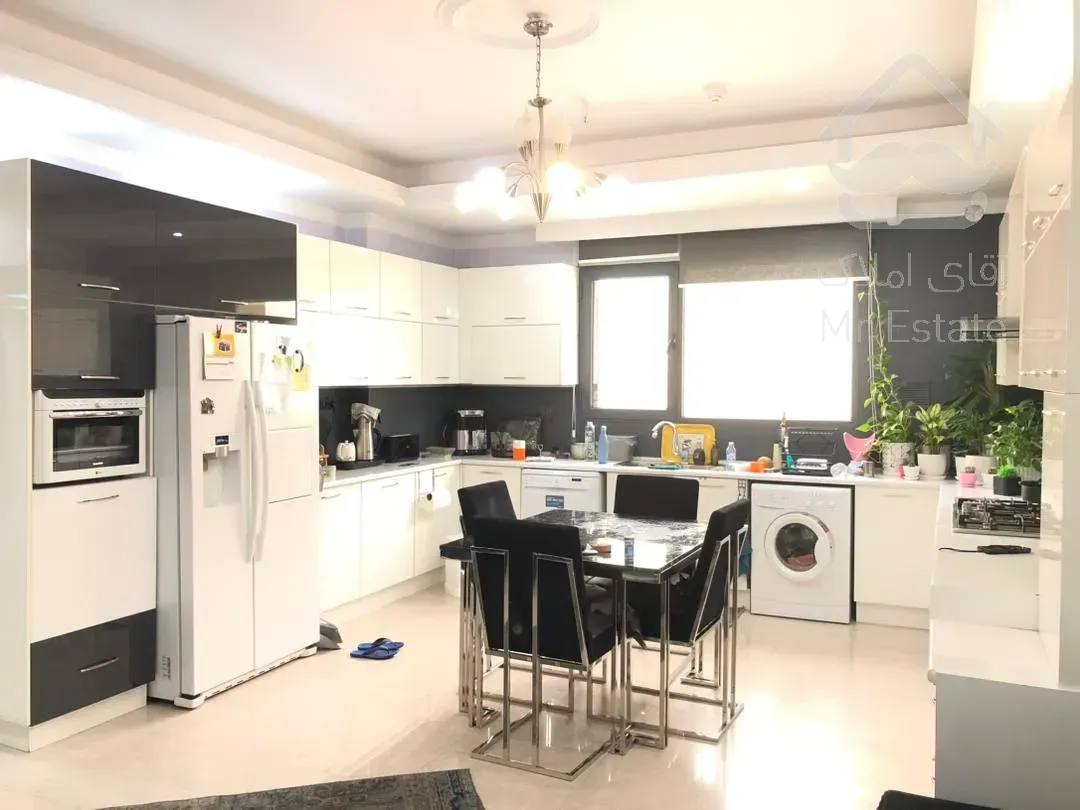 210 متر کوهسار درکه ۴ خواب کلاسیک