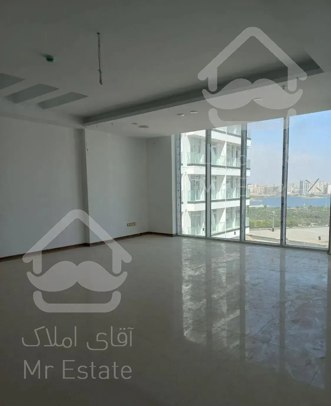 برج مجلل و  تریتیوم /۱۵۸ متر/۳ خواب مستر دار