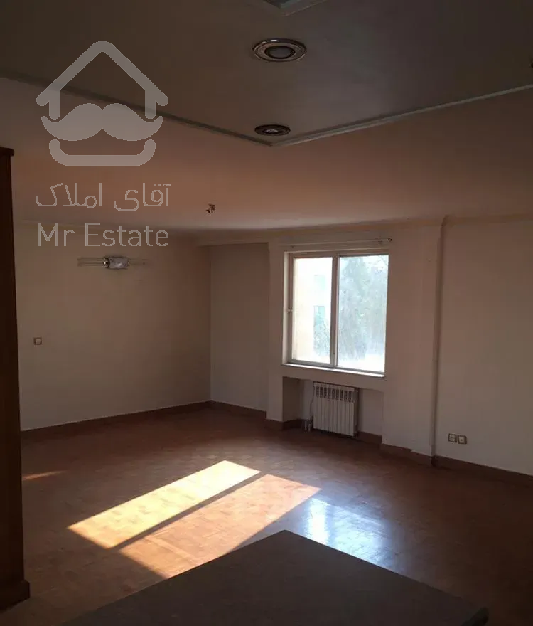 ۱۳۵متر۲خوابه بازسازی شده ۱۰متر تراس مسقف طبقه۱