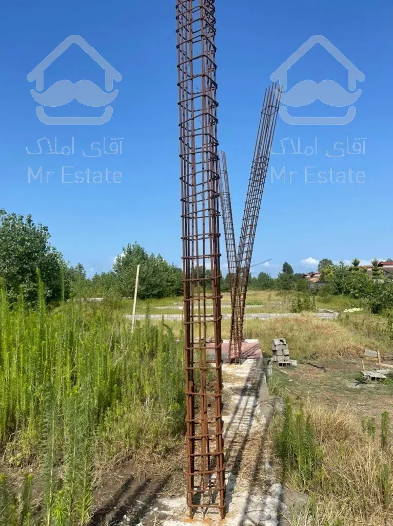 اسکلت نیمه کاره دارای پروانه ساخت