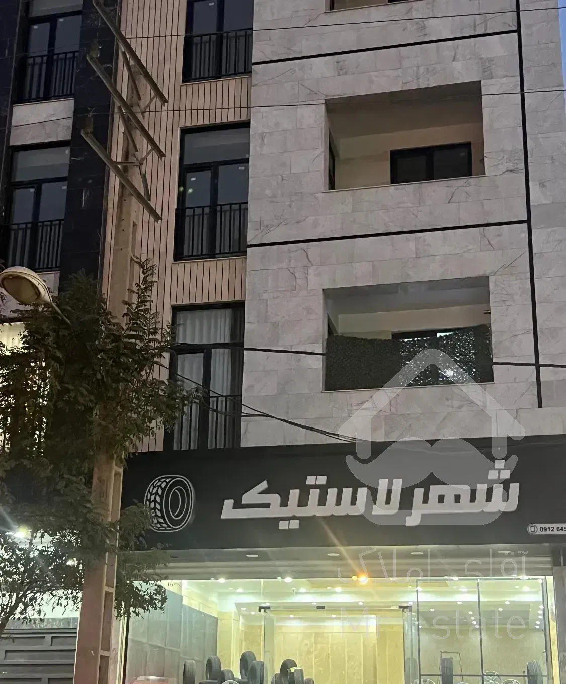 فروش فوری آپارتمان۱۵۰متری آزادگان ۲۵بهار