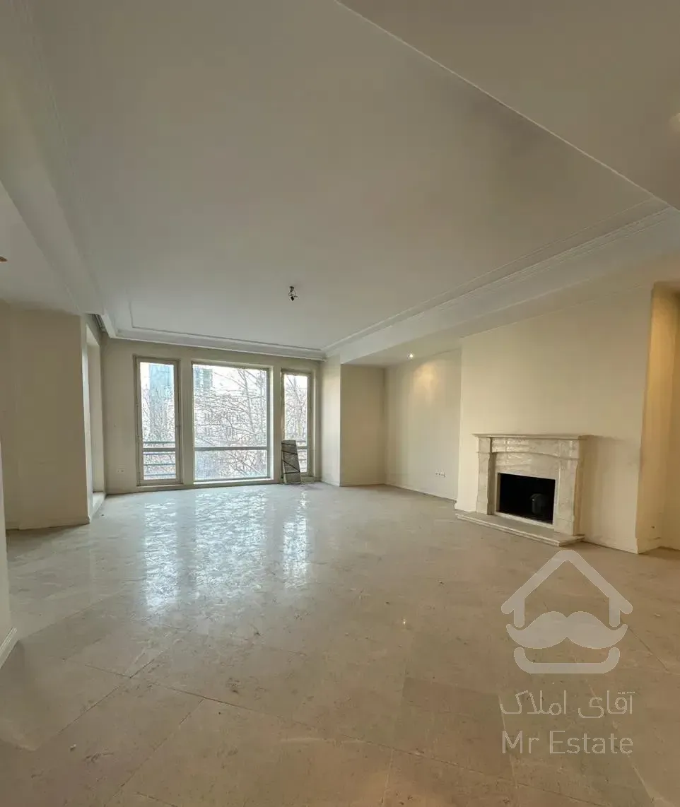 ۱۹۰ متر فروش فرمانیه شرقی