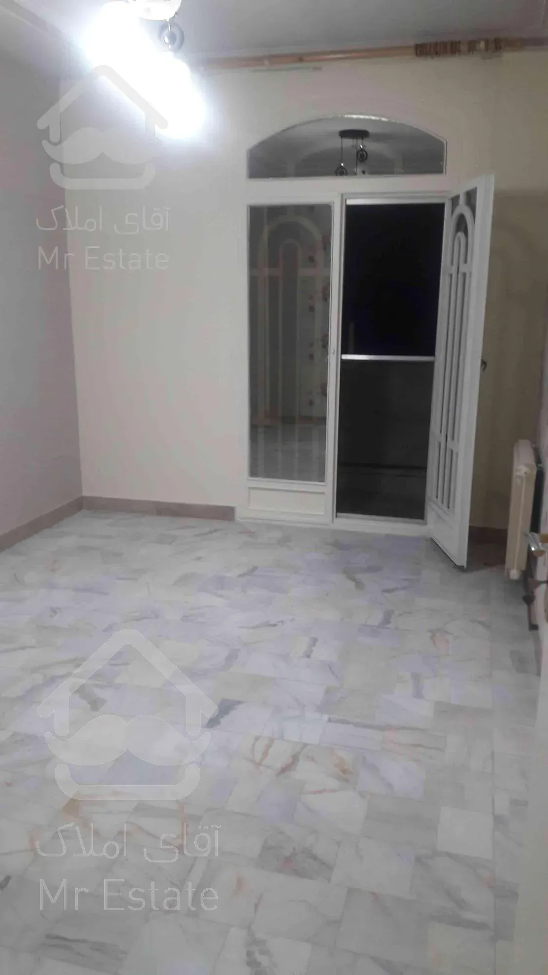 واحد اجاره ای ۱۴۷ متری ۳ خواب در فردوس شرق