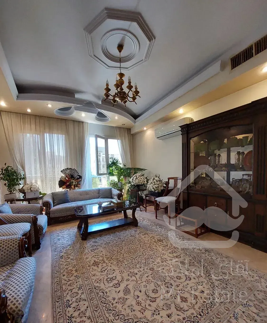 ۱۵۰ متر سه خواب خوش نقشه و تمیز با سرایداری