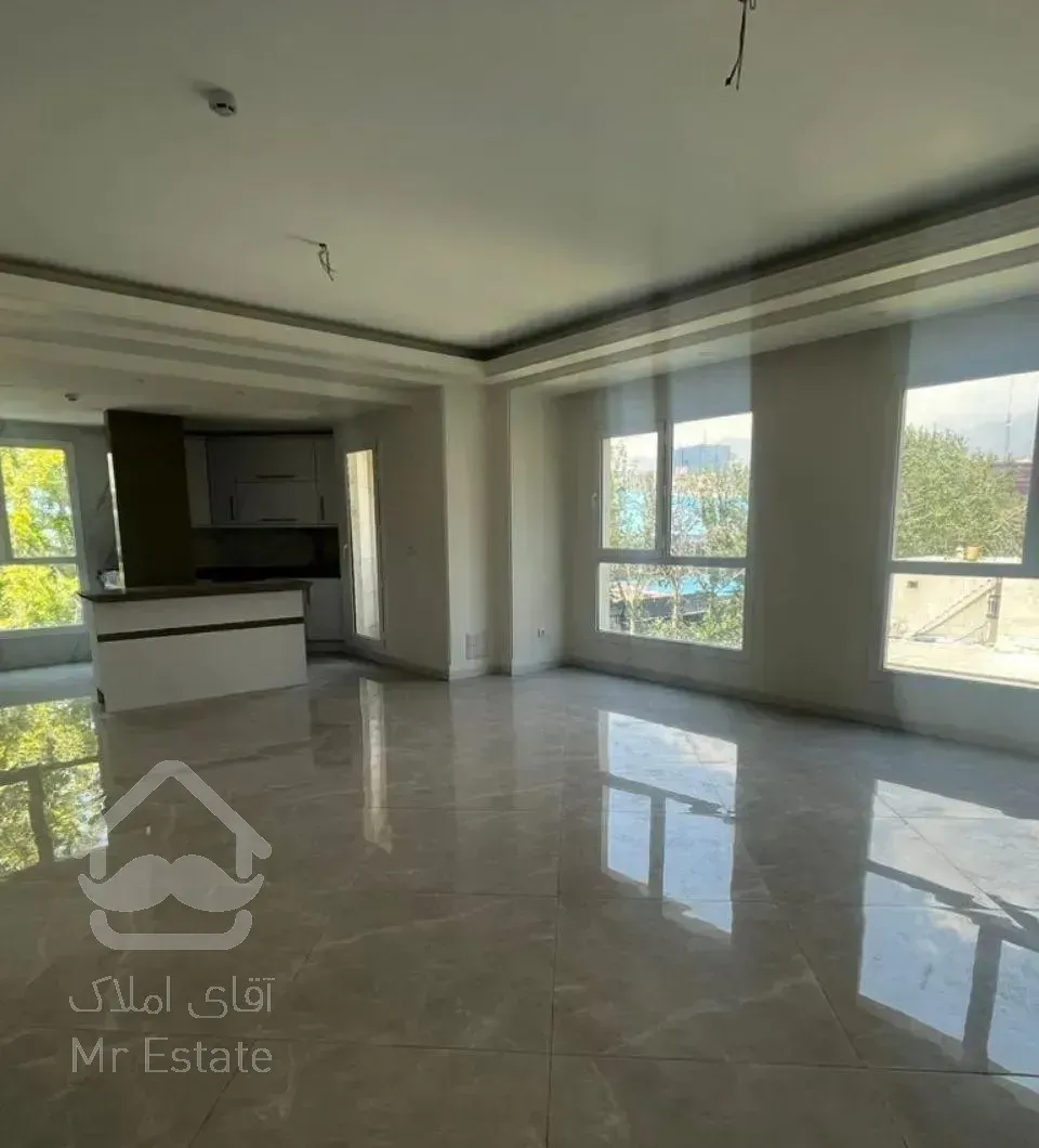 سهروردی شمالی ۱۳۰ متر آکواریوم نور