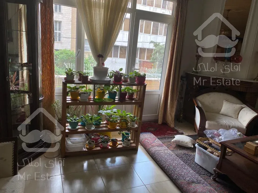 آپارتمان ۱۲۰ متری ۲ خوابه واقع در سعادت آباد