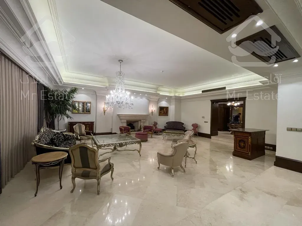 الهیه تاپ لوکیشن ۳۷۰ متر طبقه ۴ ، کم واحد