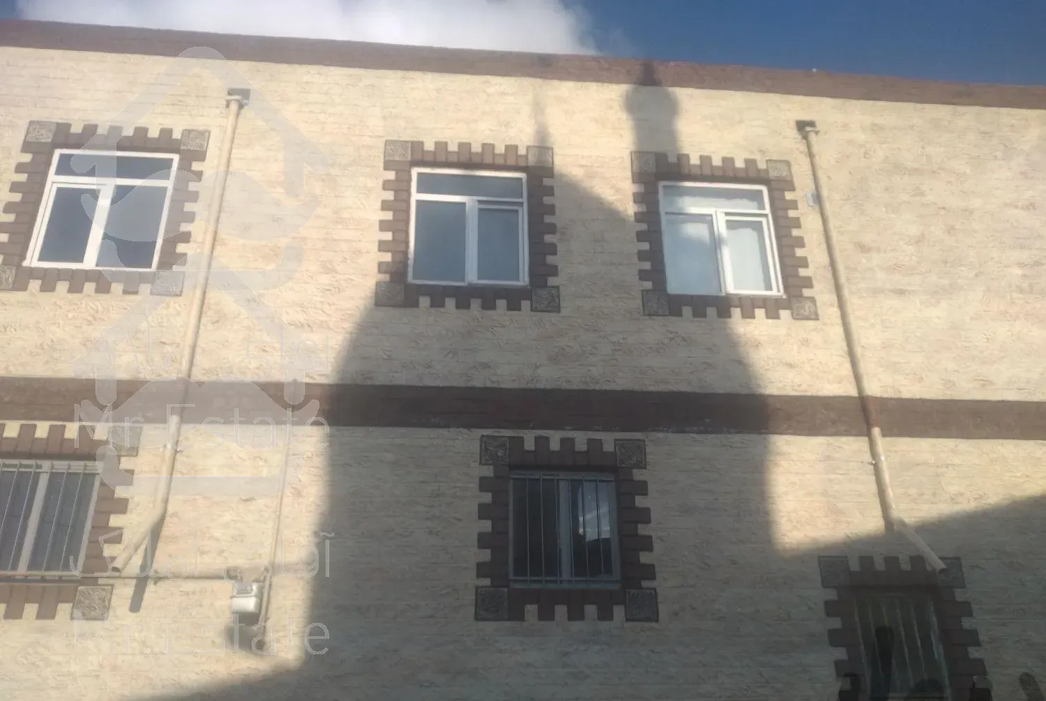 سیمانکاری دیوار چینی وبنایی