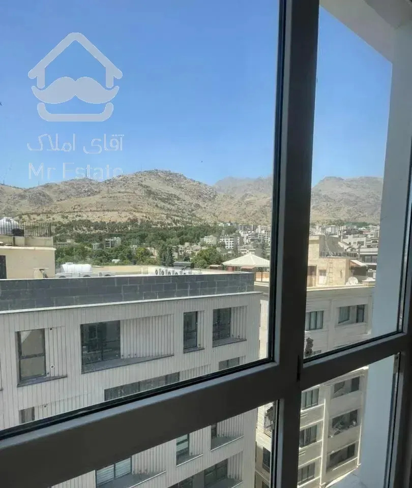 آپارتمان ۱۱۰ متر/ویو کل شهر/طبقات بالا/نیاوران