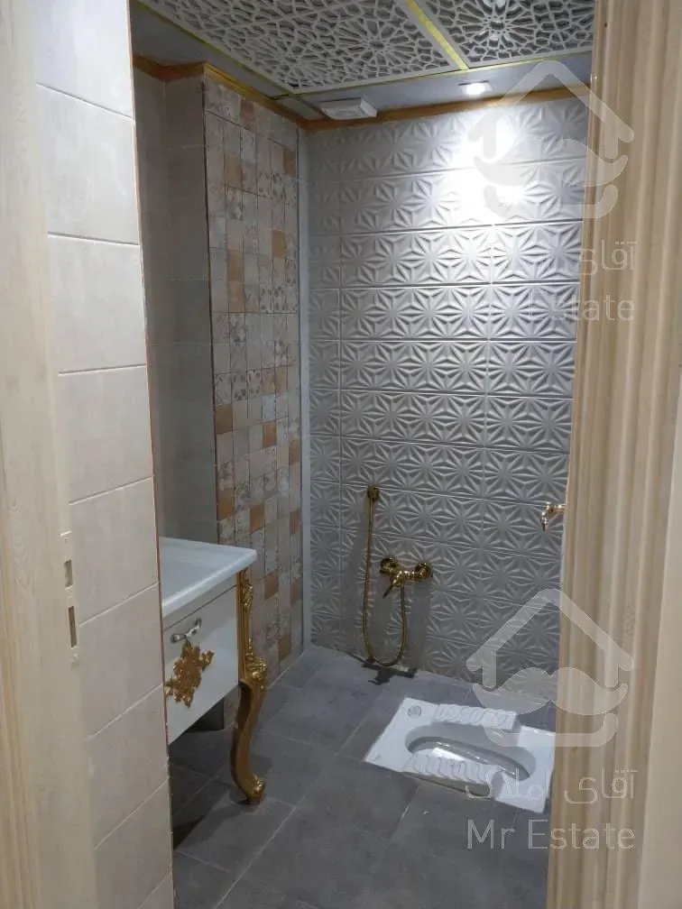 خرید آپارتمان سه خوابه 194 متری اباذر