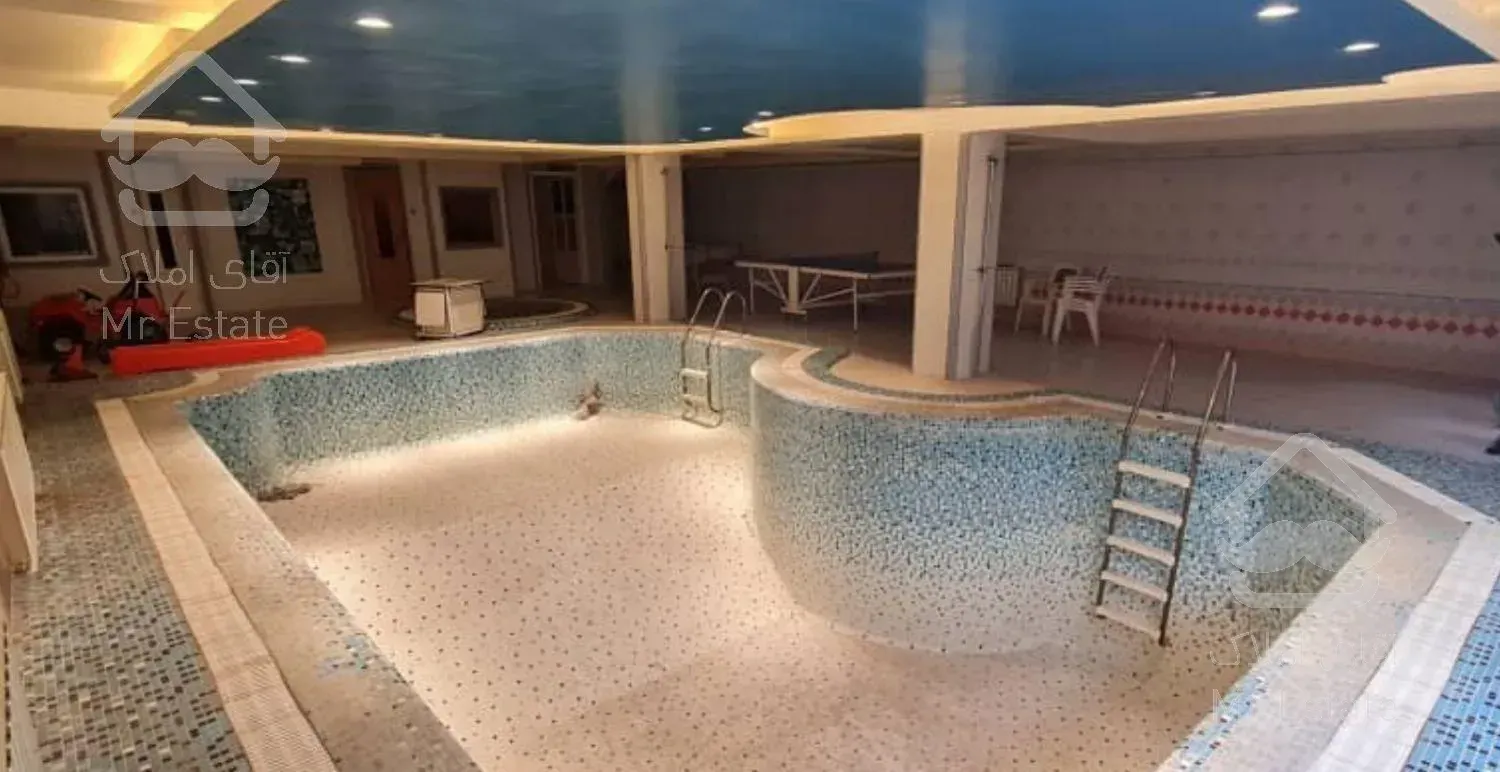 ۱۷۸متر فول مشاعات آبی حیاط مشاع مشجر جنوبی