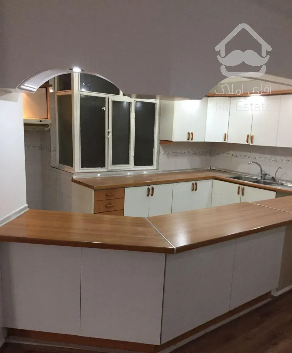 آپارتمان ۱۳۰ متری ۳خواب میرداماد