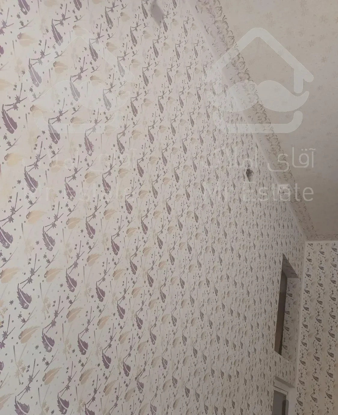 خدمات نقاشی ساختمان وطرح کاغذ دیواری