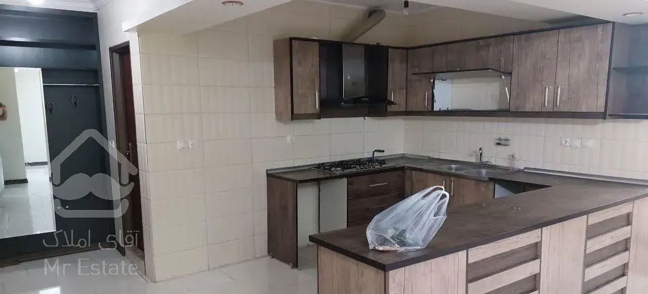 اجاره اپارتمان ۹۰ متری دو خوابه دو طرف نور