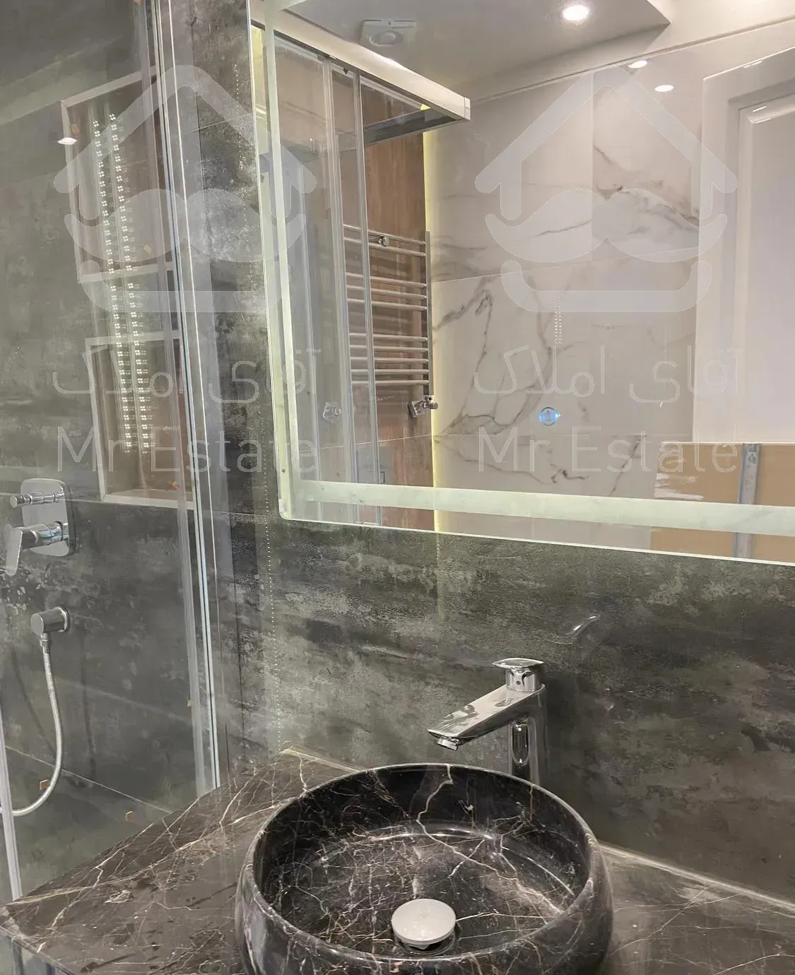 آپارتمان۲۰۰متری نوساز بلوارجانبازان