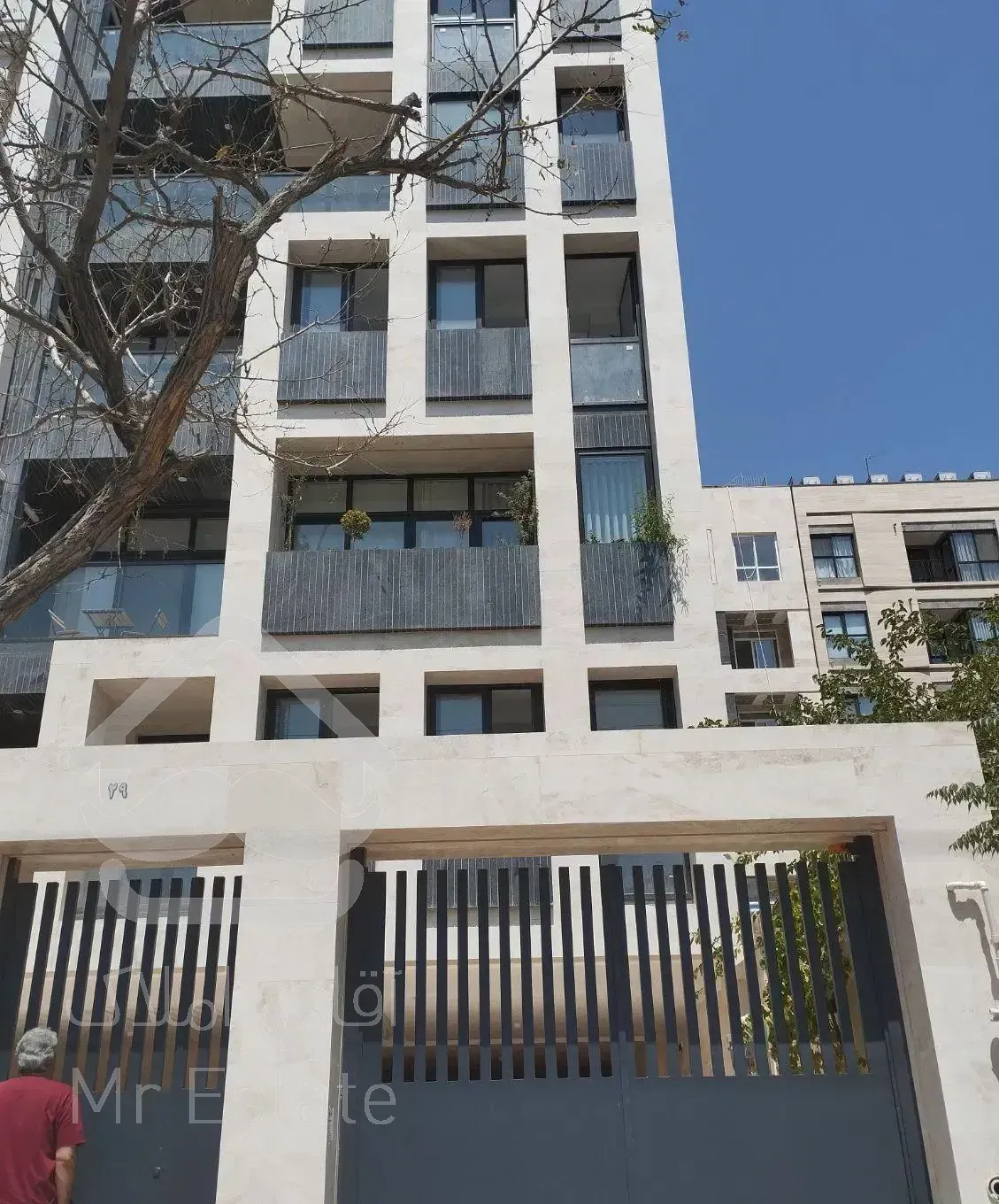 170 متر هنرستان قبل پیروزی بی همتای واقعی