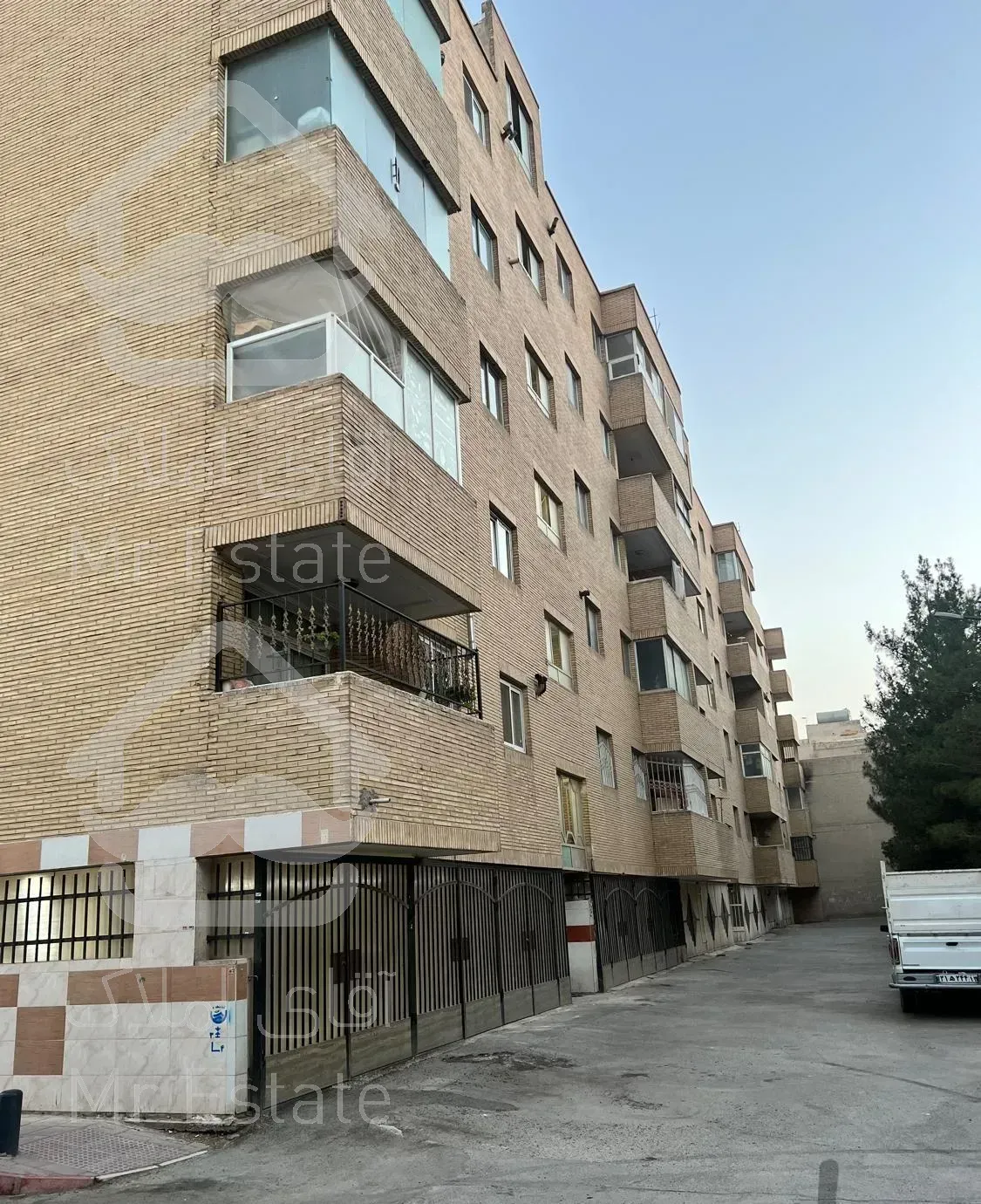 آپارتمان ۸۰ متری دو خواب باز سازی شده