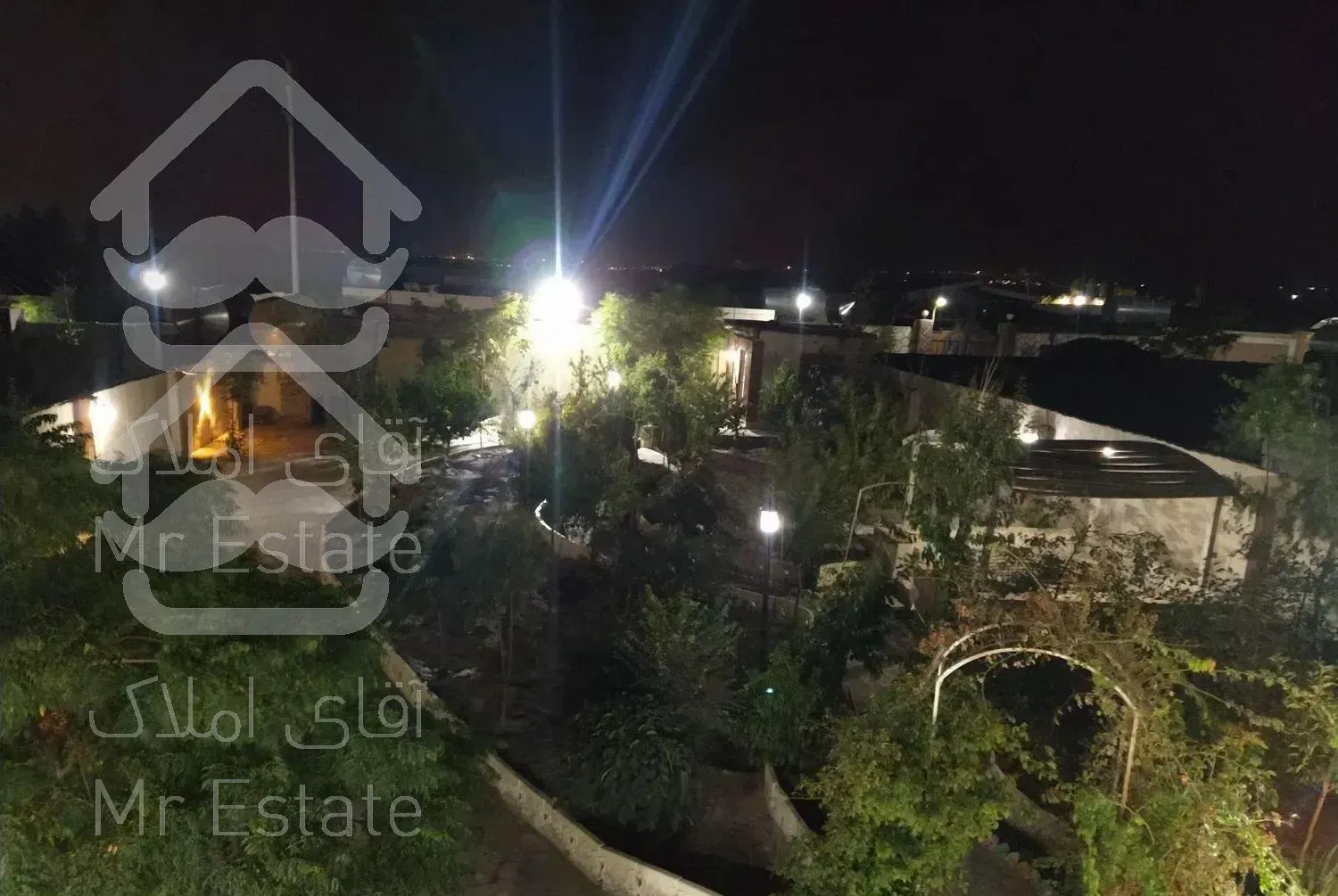 اجاره باغ ویلا سوئیت استخردار تولد(شیک مناسب امن)