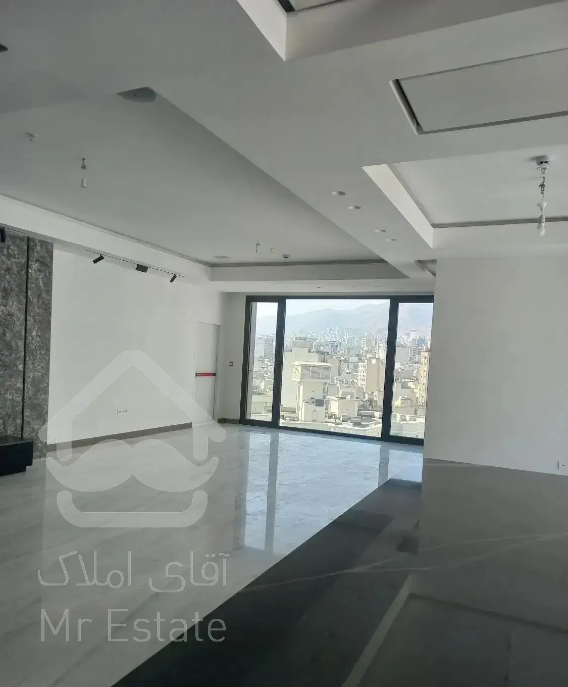 فروش آپارتمان ۱۵۰متری تاپ لوکیشن اندرزگو ویو ابدی