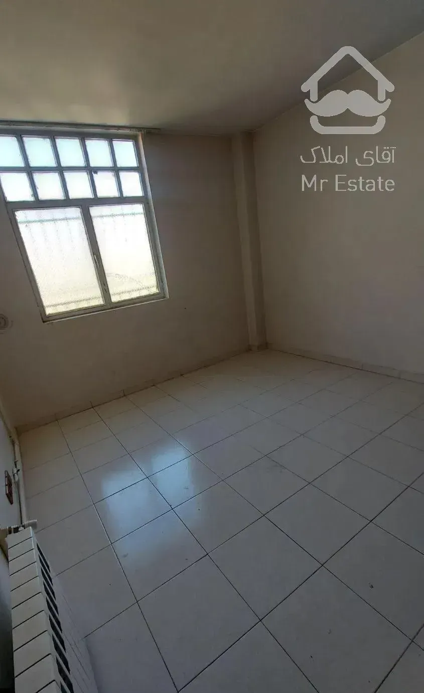 آپارتمان ۱۲۰ متری واقع در مجتمع فجر