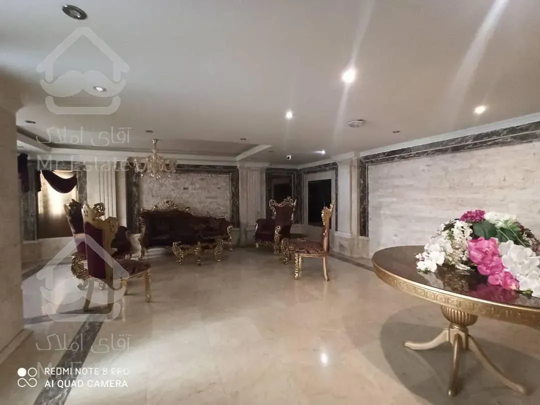 رهن و اجاره آپارتمان ۲۱۵ متری ۴ خوابه نیاوران