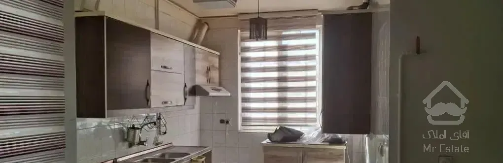 آپارتمان کاشانی بهنام۷۰متر ۱۶ساله