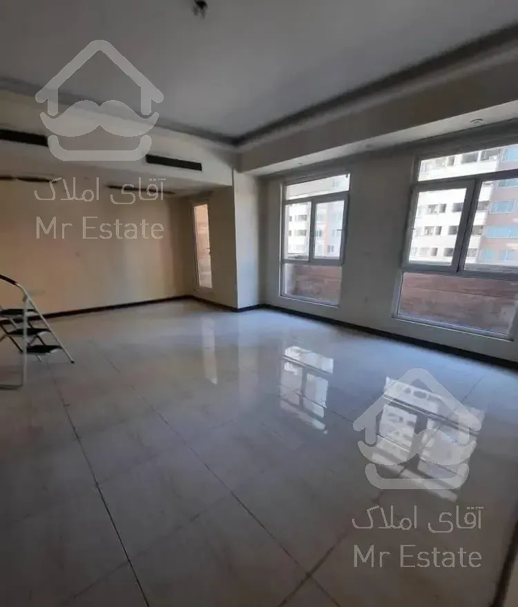 آپارتمان سه خواب میدان دریاچه