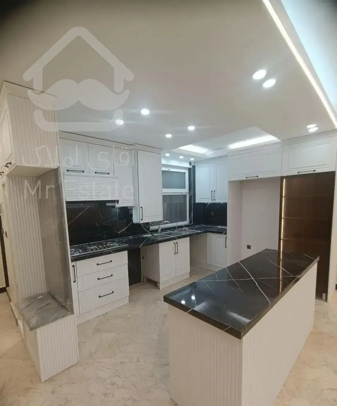 نارمک/۹۴ متر/دو خواب/خوش نقشه/ دو پارکینگ سندی