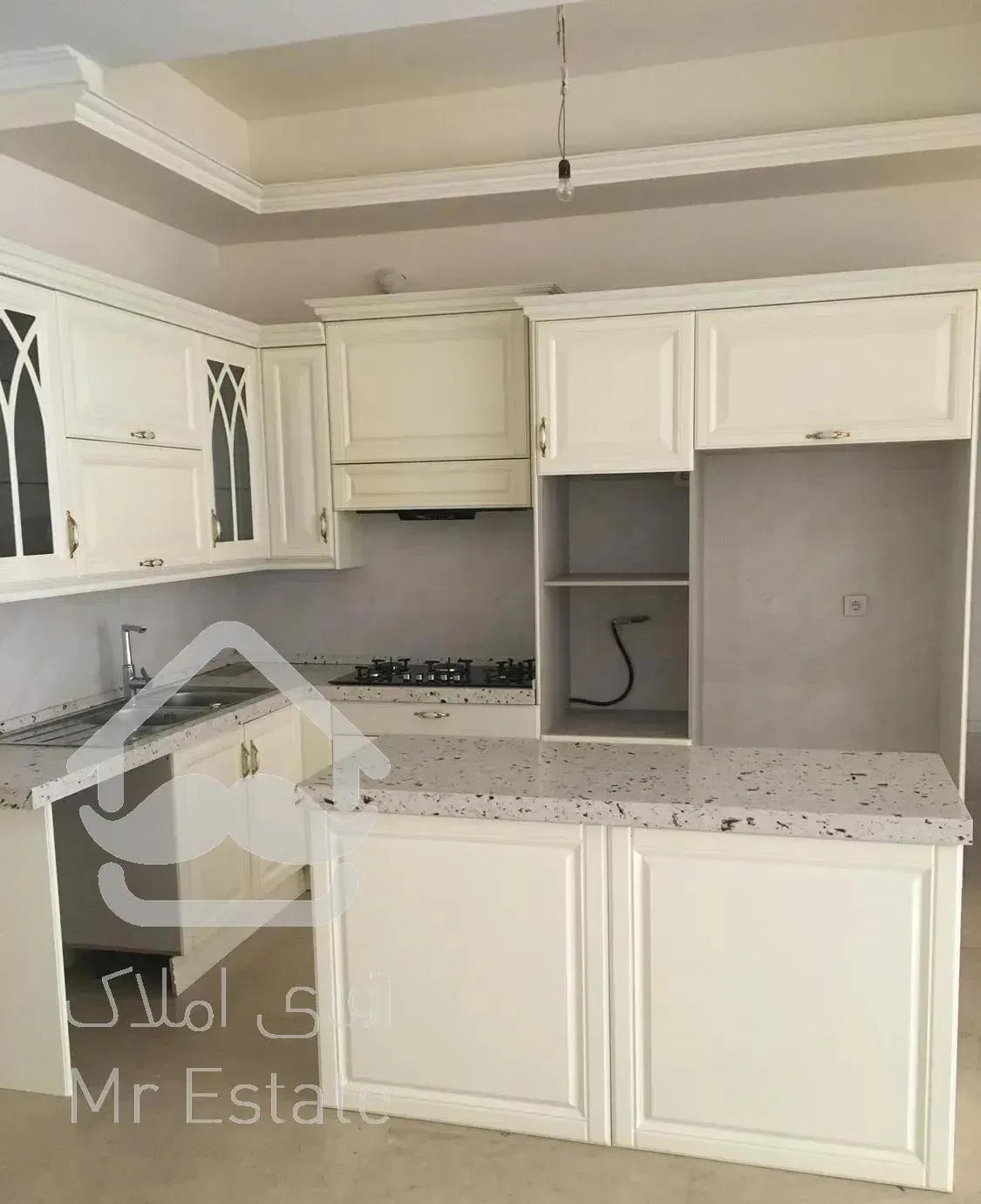 اپارتمان باغ سفارت انگلیس ویو تا ابد زیبا