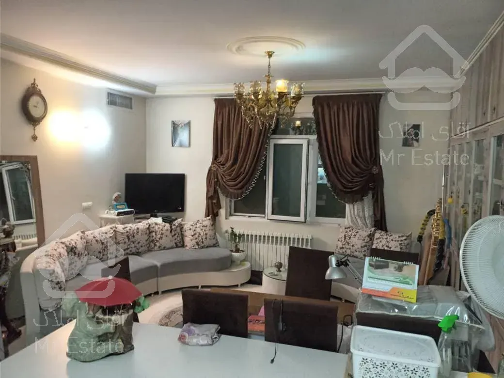 آپارتمان ۵۲ متری ۲ خواب،وام دار،قابل رهن،سال ۹۳،لوکیشن استاد معین