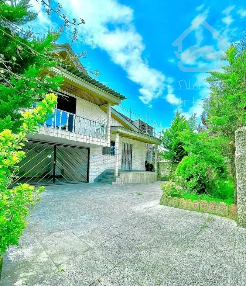 باغچه ویلا نیم پیلوت*پلاک6جنگل سند*310متر