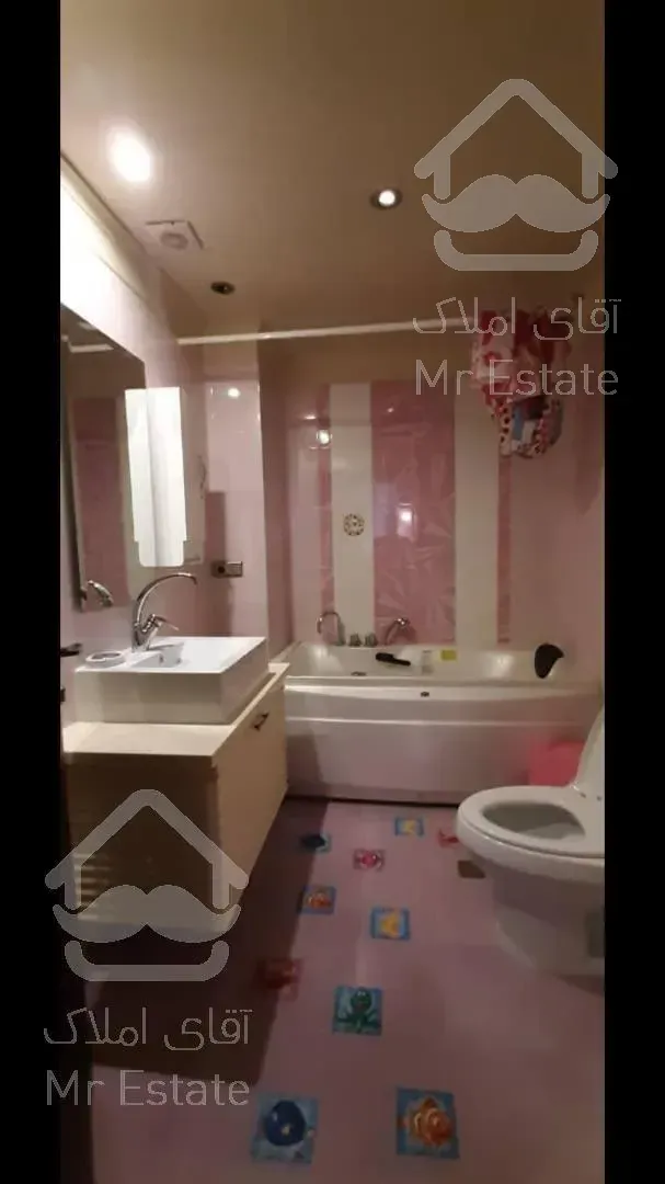 اجاره و رهن آپارتمان زعفرانیه 256  متر شیک