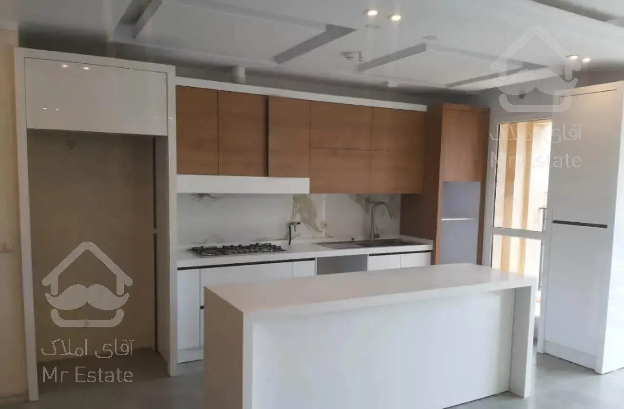 اپارتمان ۱۰۲ متر نوساز خوش نقشه میرداماد ظفر