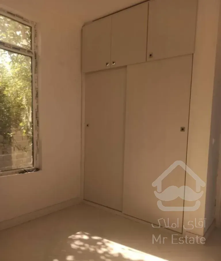 ویلا باغ ۷۵۰ متر دو خوابه