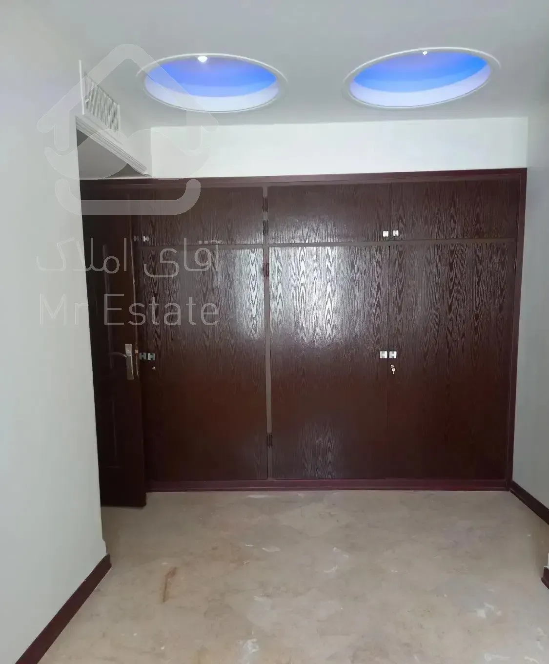 ۸۰ متر یک خوابه آسانسور پارکینگ انباری