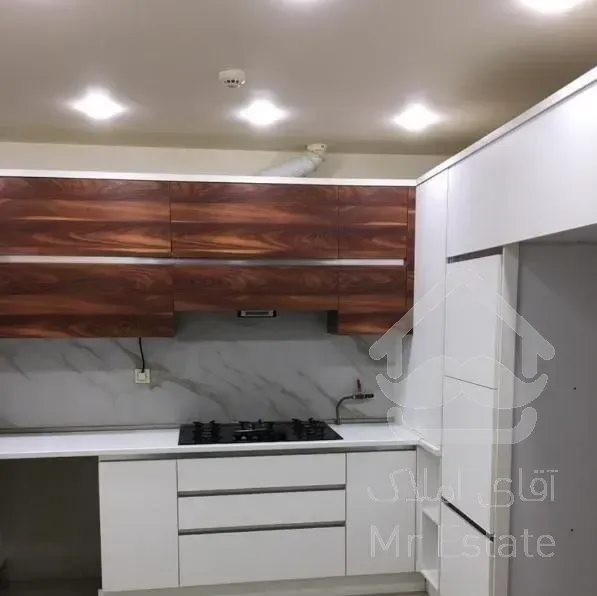 فروش آپارتمان ۱۱۰ متری ۲ خوابه زیر قیمت منطقه