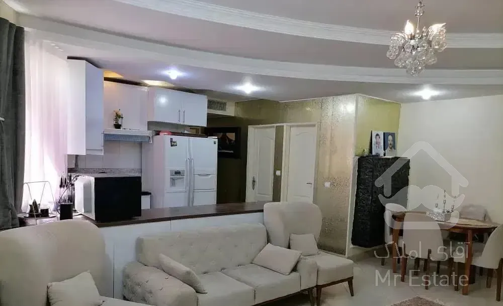 ۶۵ متر/ دو خواب /سالن مربع