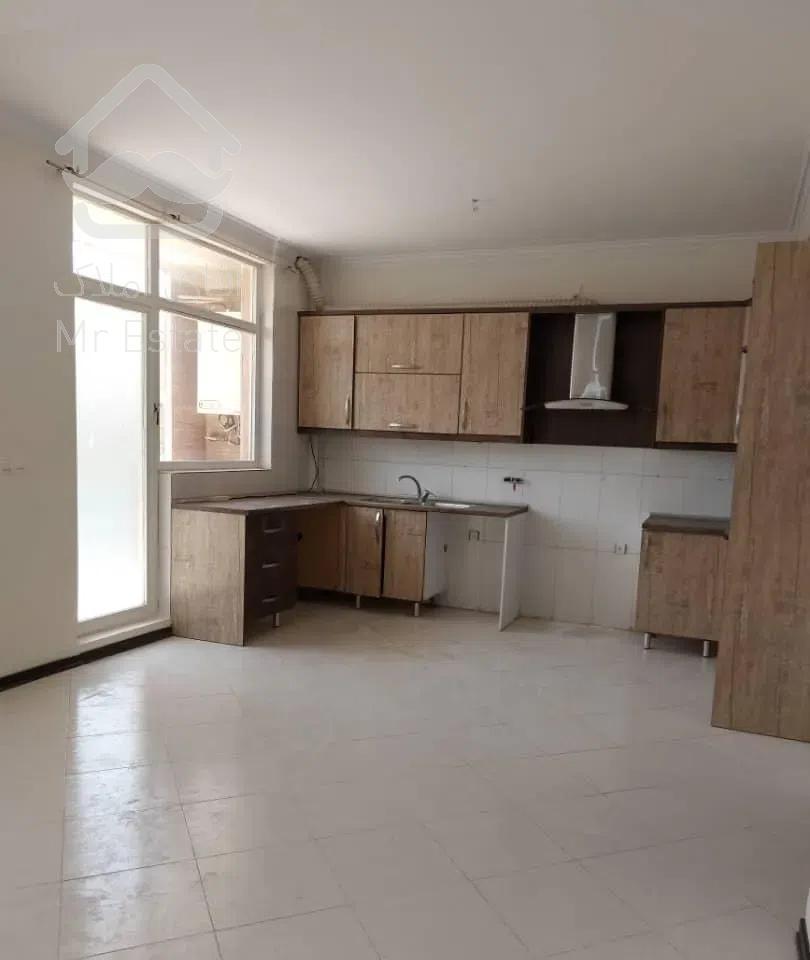 ۶۶متر ۲خوابه فول امکانات دوکله غرق نور  فرعی