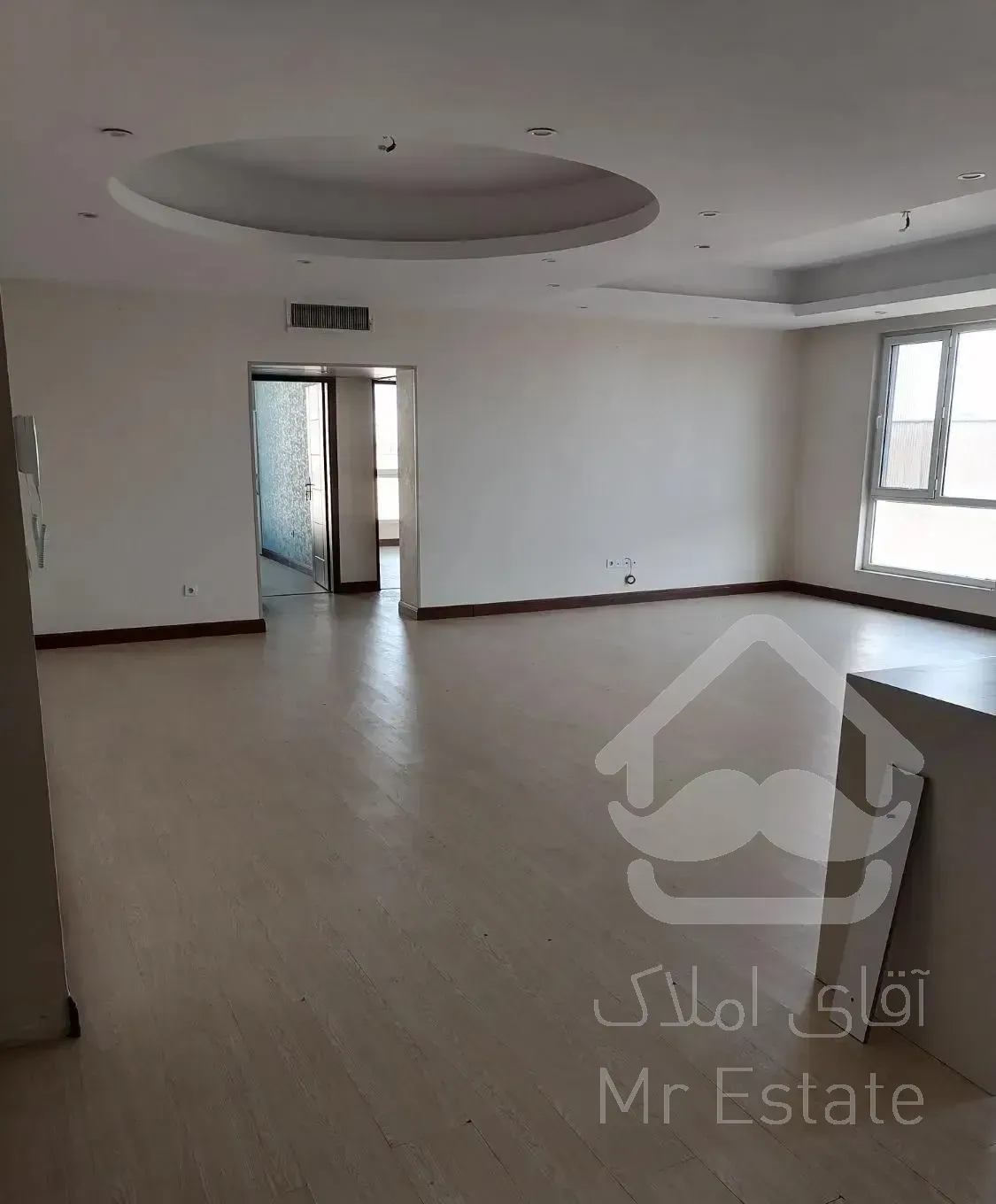 جنت آباد جنوبی چهارباغ 105متر 9ساله فول