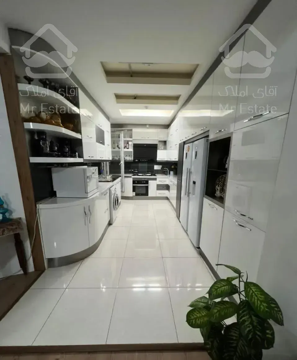 آپارتمان  سروش۱۶۰متری